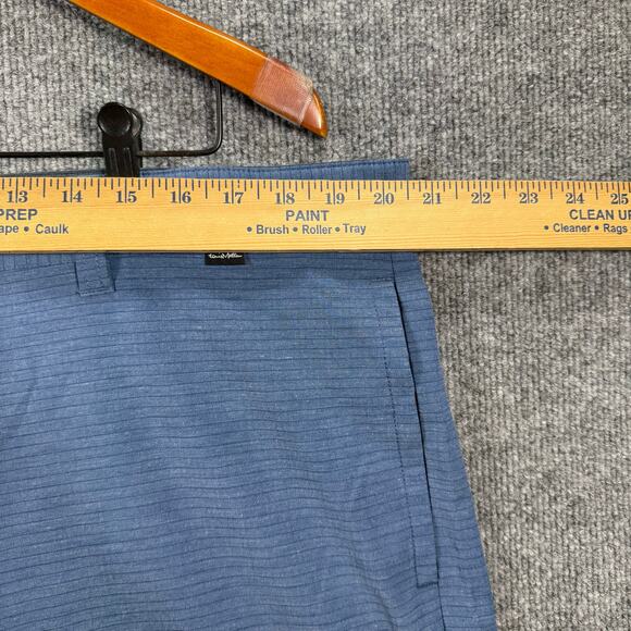 Travis Mathew Golf Shorts Men's 40 Blue Stretch Activewear Preppy Outdoors - Picture 2 of 10